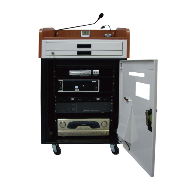 12-ST-330_620-3.jpg